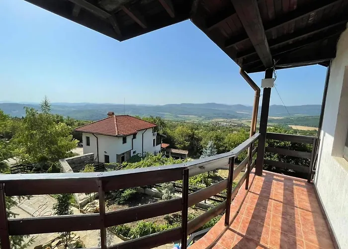 Case de vacanță комплекс белла терра Gostilitsa